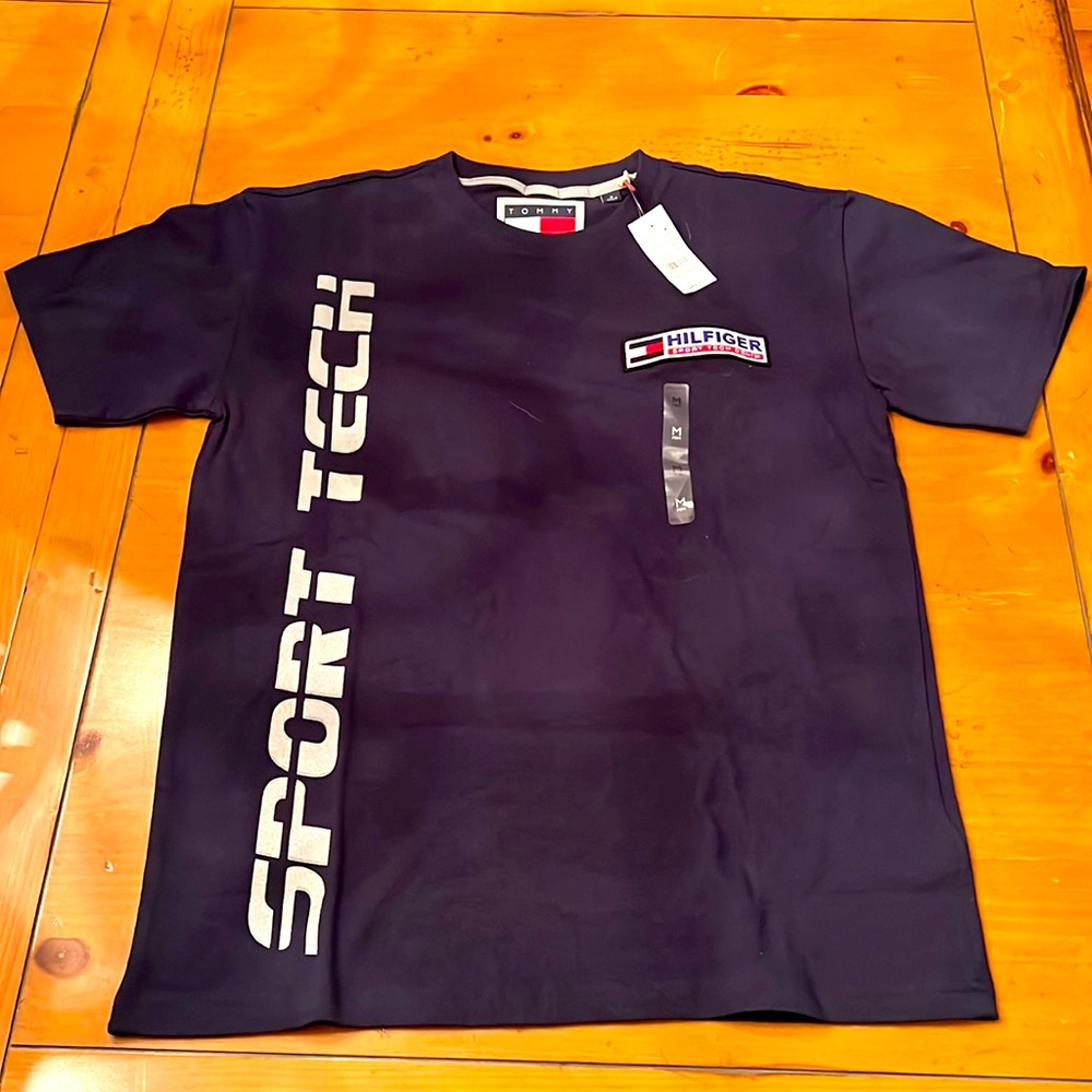 Mens Tommy Hilfiger/Pac Sun t-shirt - size medium
